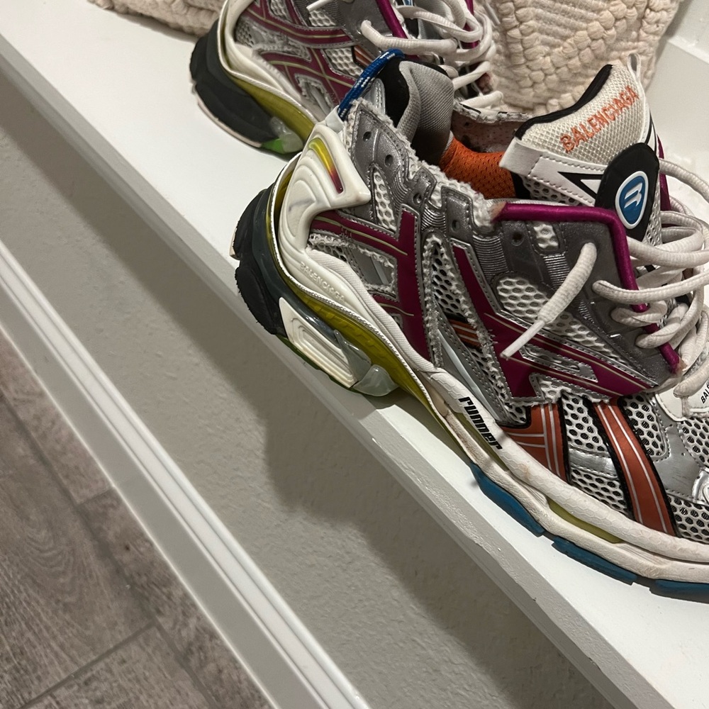 Balenciaga Multicolor Sneakers, must have! - Picture 9 of 12